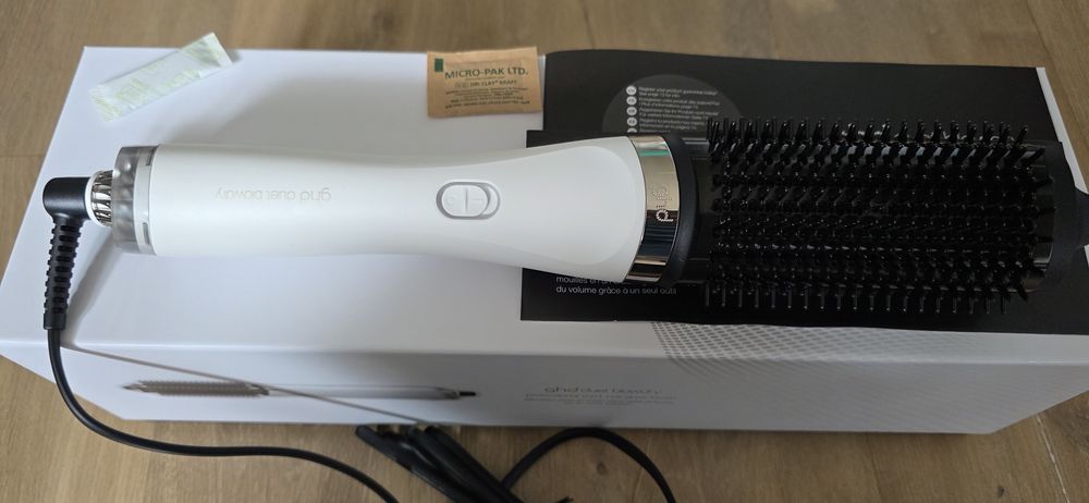 ghd duet blowdry - suszarko-szczotka prostująca do włosów GHD z etui