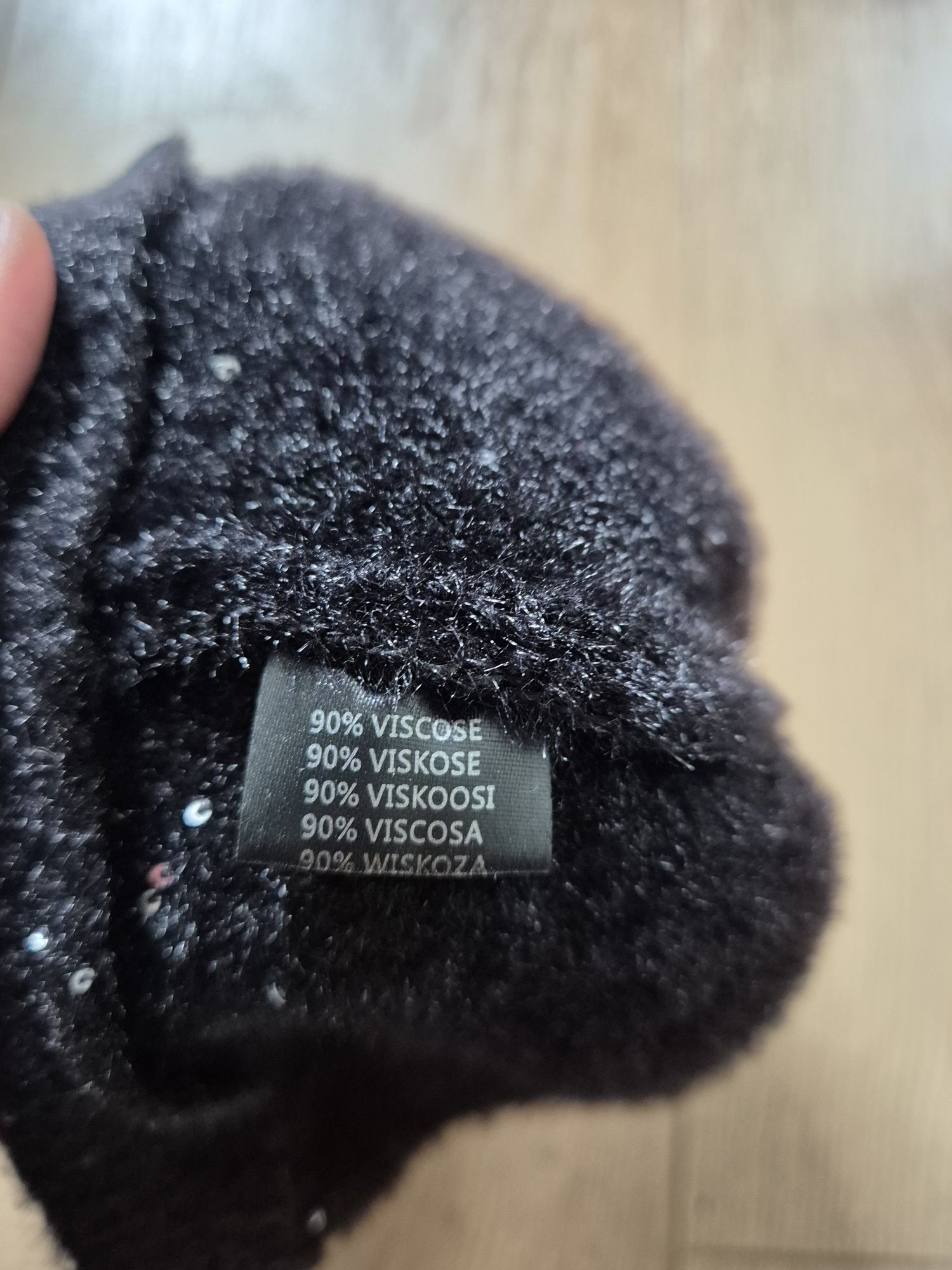 Czapka z daszkiem kaszkiet damski czarny wiskoza i i wełna używane