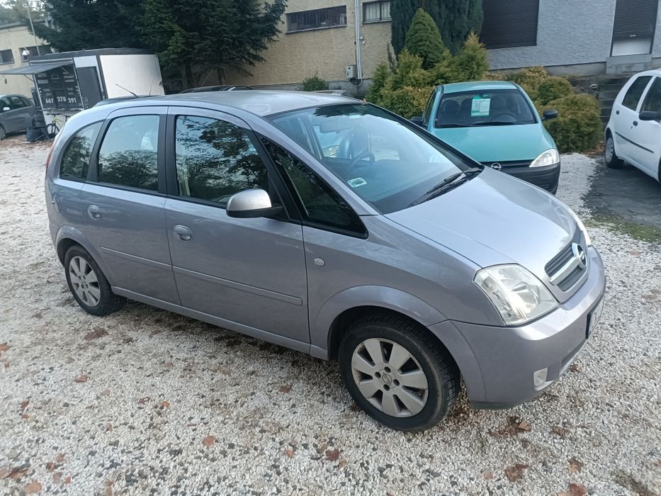 Opel Meriva 1.4 LPG z klimatyzacją ważne opłaty 2004