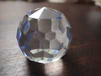 Pesa-papéis de cristal