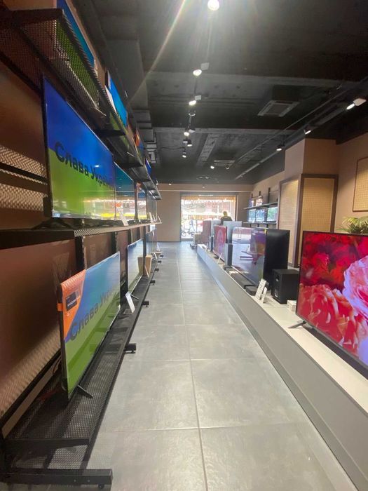 Фасад 250 м2, вул Велика Васильківька, пл.Українських Героєв, Гулівер