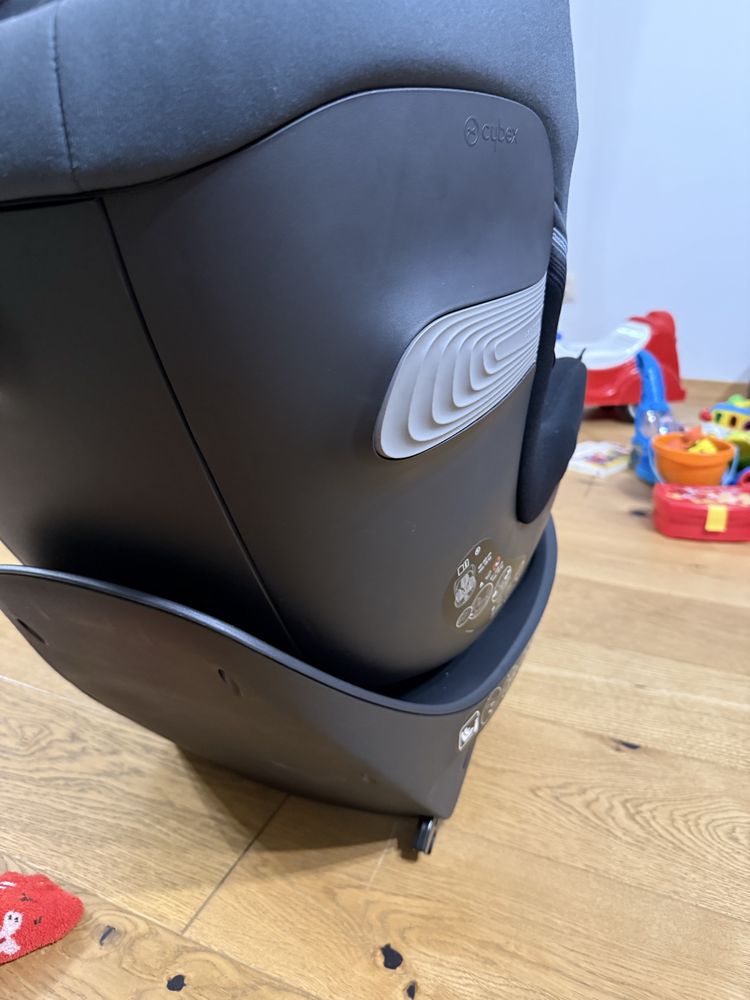 Cybex Sirona S2 i-size