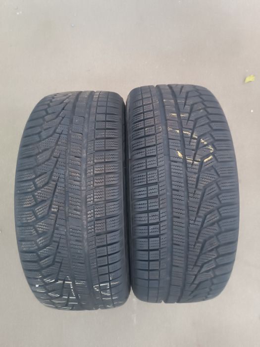 215/45R16 dwie opony zimowe Hankook 2022r