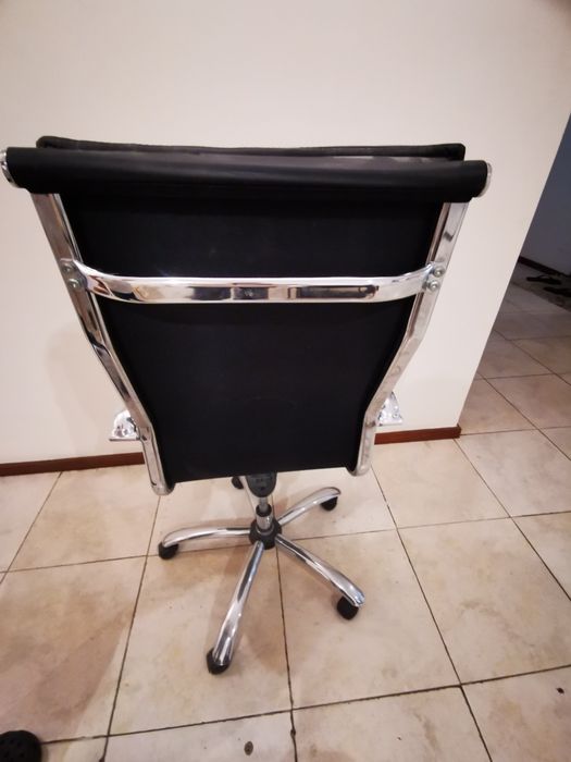 Cadeira funcional toda em Inox