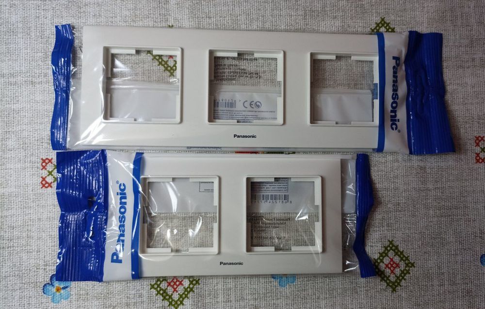 Panasonic розетка, вимикач, рамка, led лампочка. Arcadia Slim