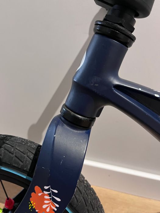 Rowerek biegowy dla dziewczynki