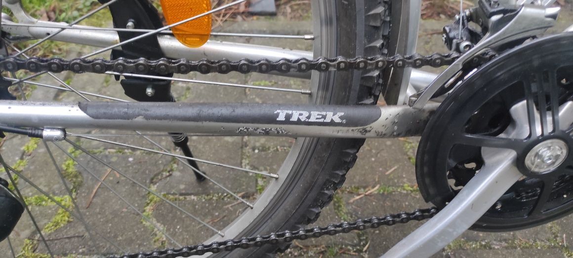 Trek 800 mountain track