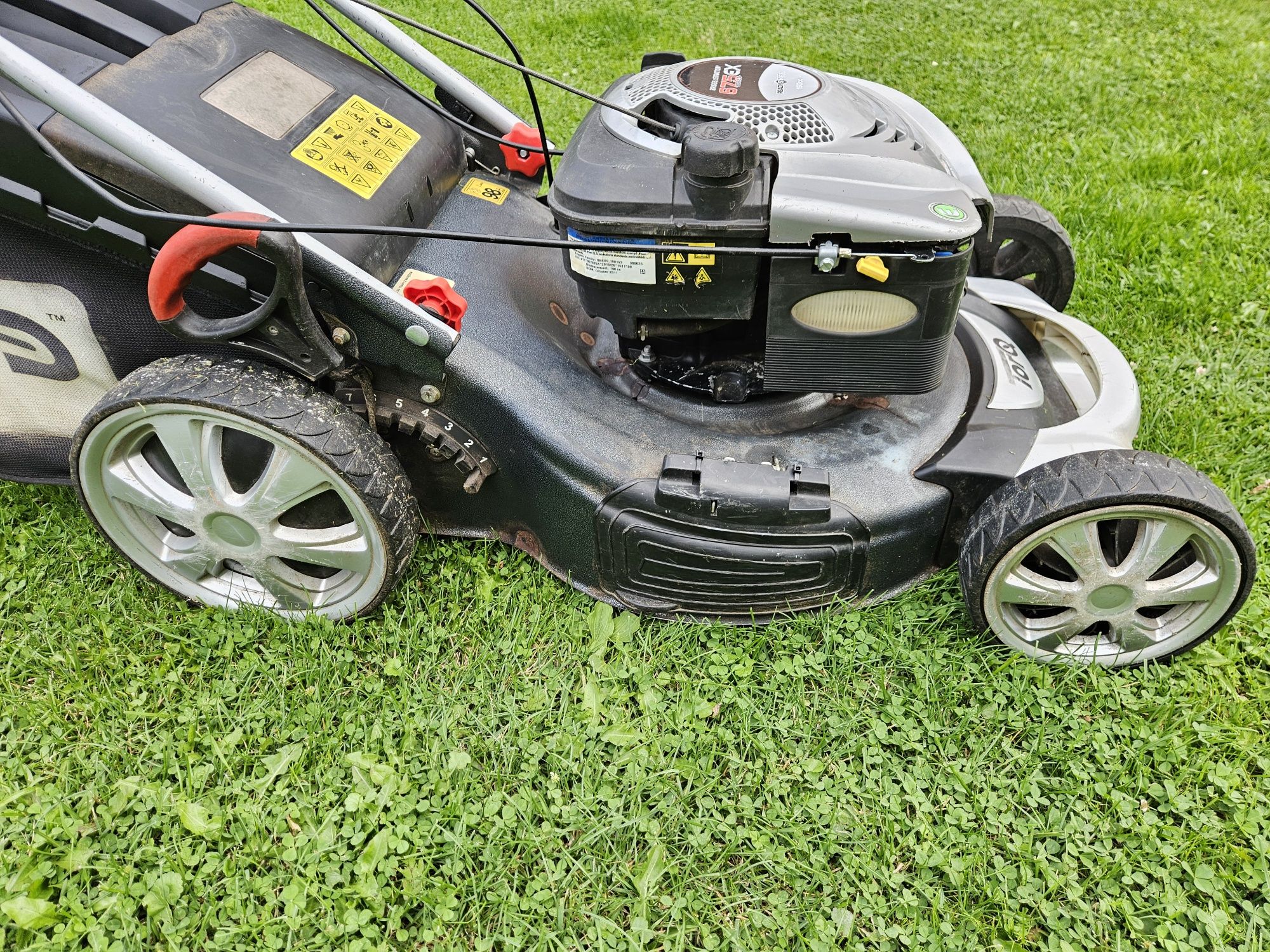 Kosiarka Toro Briggs&Stratton 6 KM z napędem