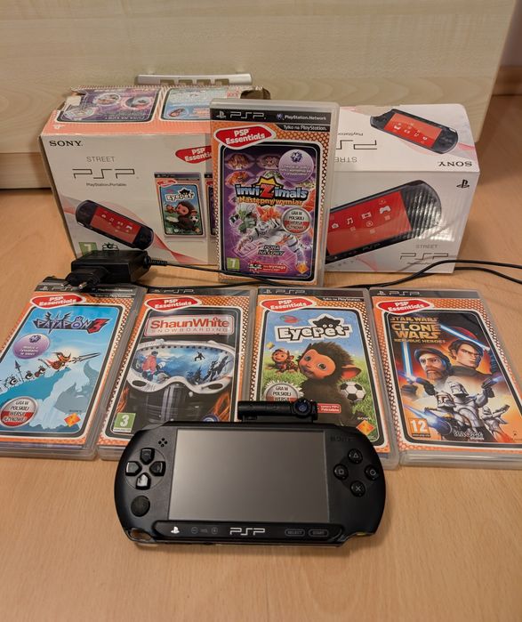 Konsola PSP Street z oryginalną kamerą i grami