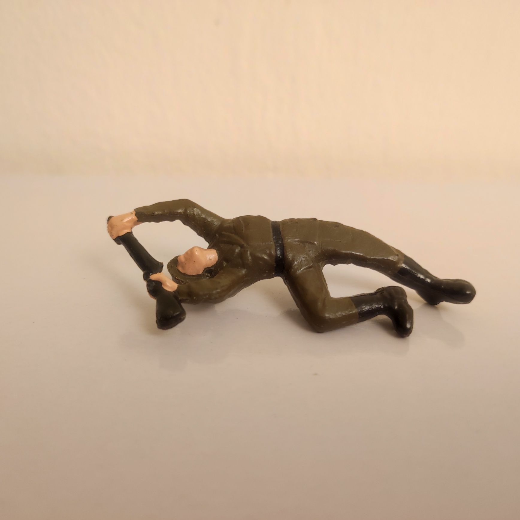 Figurka żołnierzyka - 1 szt.