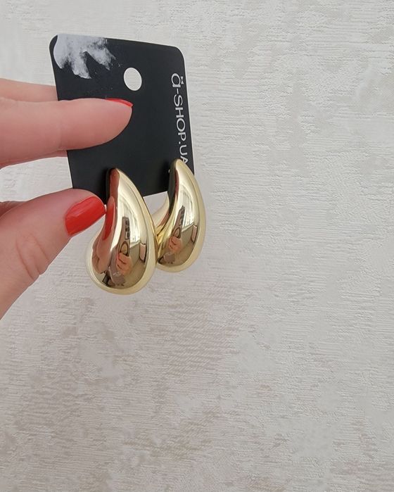 Капелька в большом размере