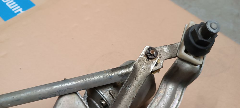 Fiat 126p mechanizm wycieraczek silnik wycieraczek+! mocowania stan id