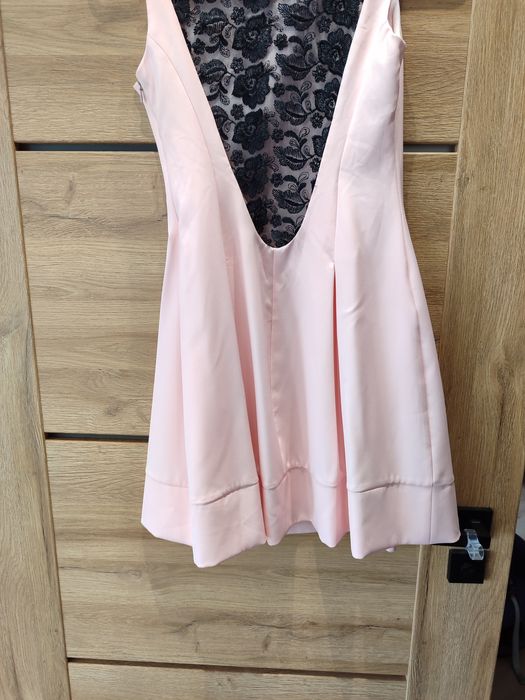 Piękna sukienka na komunię, wesele czy inną okazję r. 36