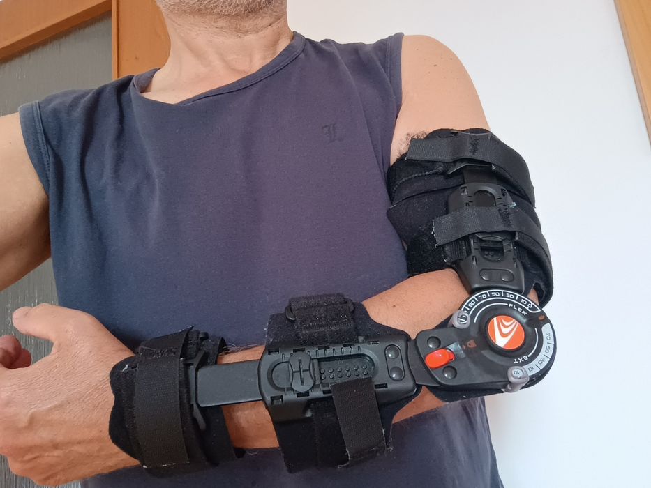 Sprzedam ortezę Breg na lewą rękę/bark