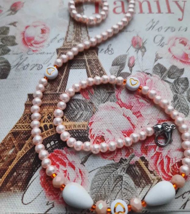 Вироби з бісеру та перлинок, чокери