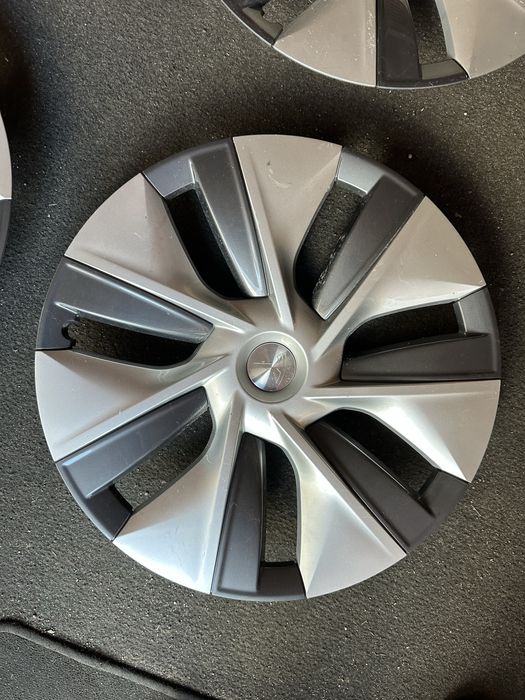Ковпаки Tesla Model Y R19 оригінал поштучно