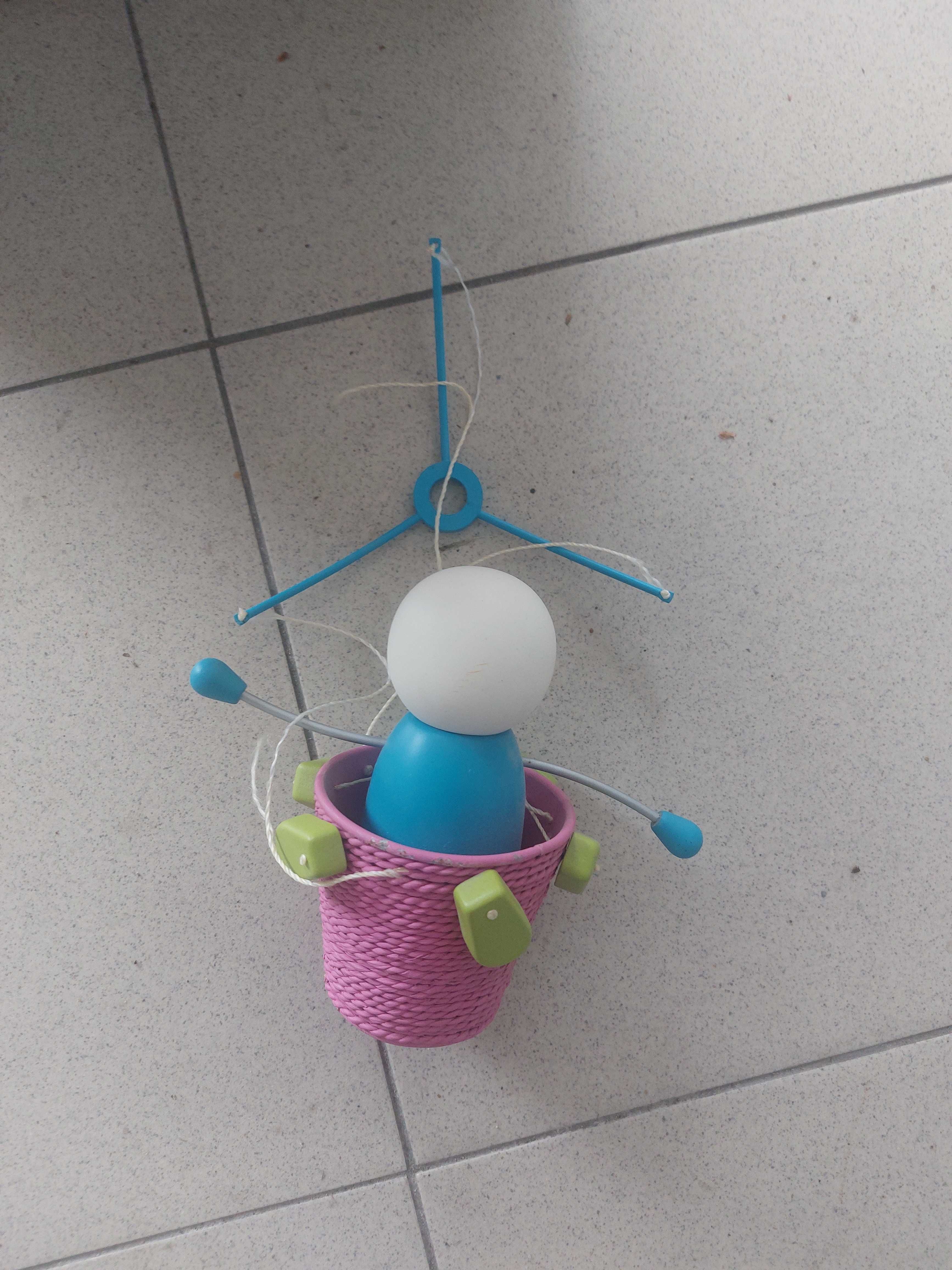 Lampy do pokoju dzieciecego