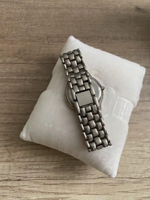 Часы Swiss made, кварцевые