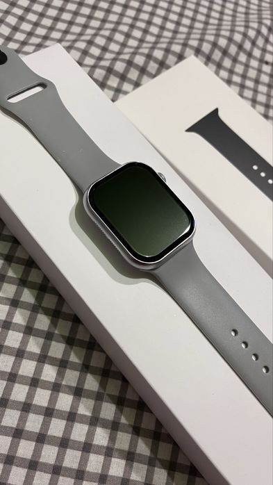 Часи Watch 9 …..