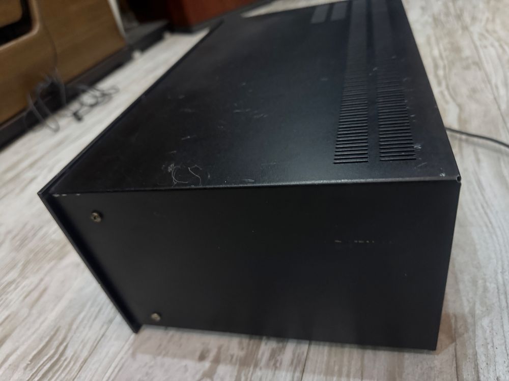 Hitachi Deck D-900