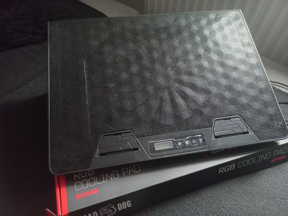 Zestaw Podstawka chłodząca pod laptopa + myszka bezprzewodowa 
J