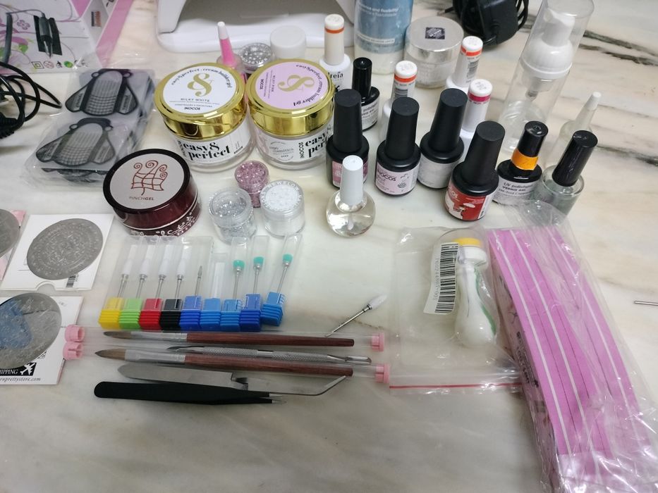 Conjunto unhas de gel / acrílico