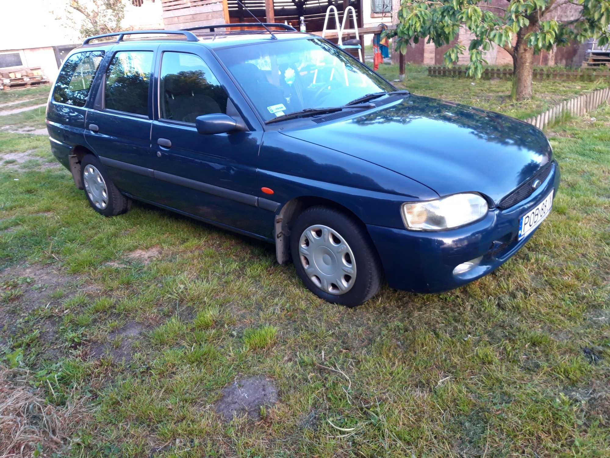 Sprzedam samochód ford escort 2000rok