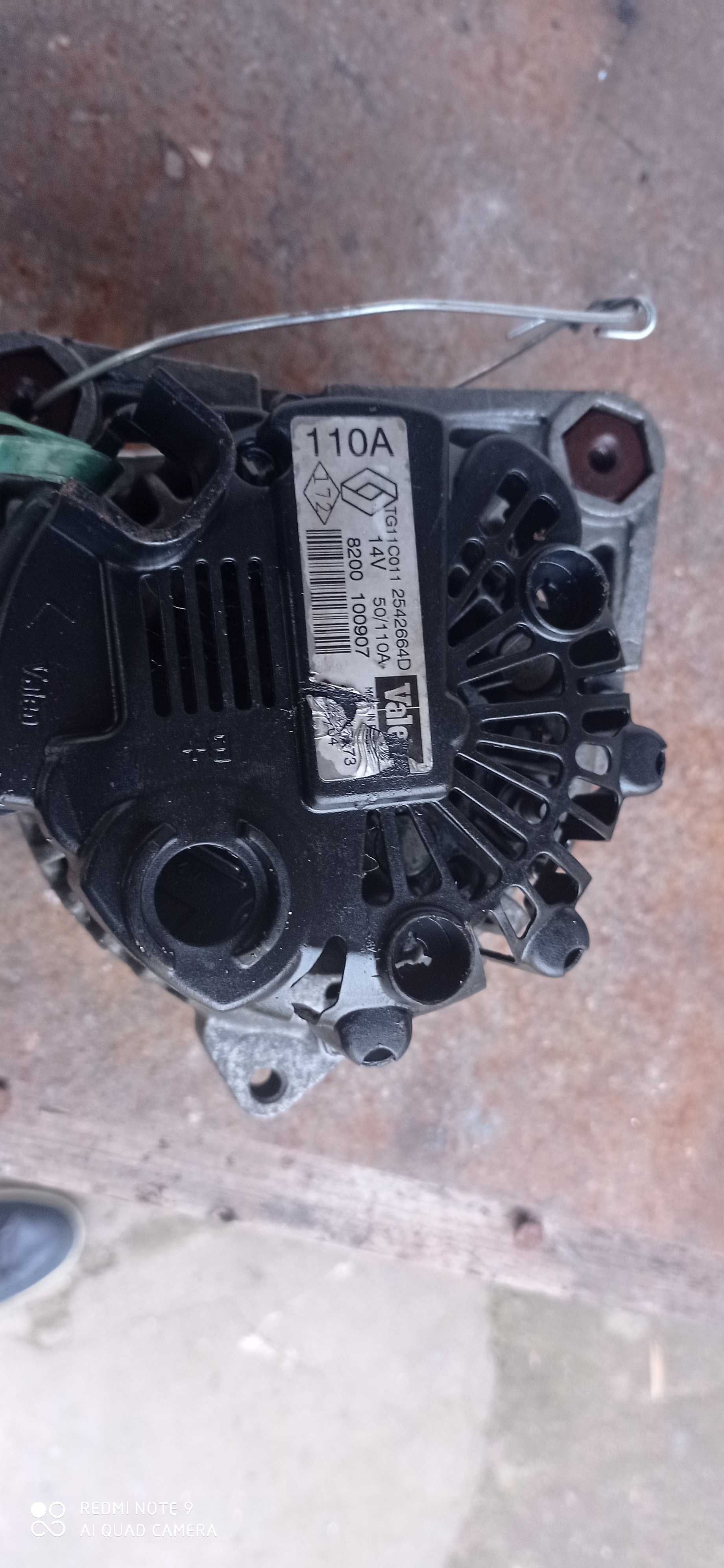 Peça de automóvel alternador