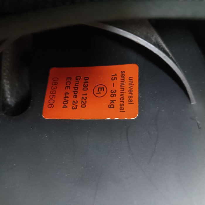 Fotelik samochodowy Recaro 15-36kg isofix