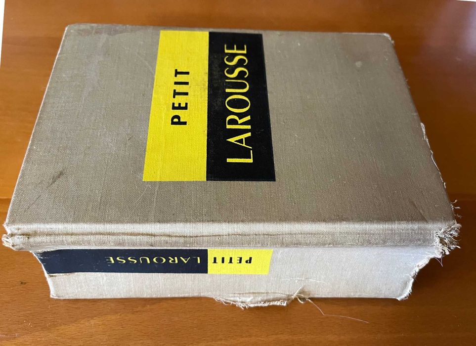 Petit Larousse – Dictionaire Encyclopédique Pour Tous