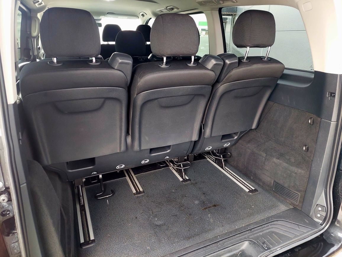 Wynajem busa 7 8 9 osobowego Mercedes Vito Viano hak Renault Trafic