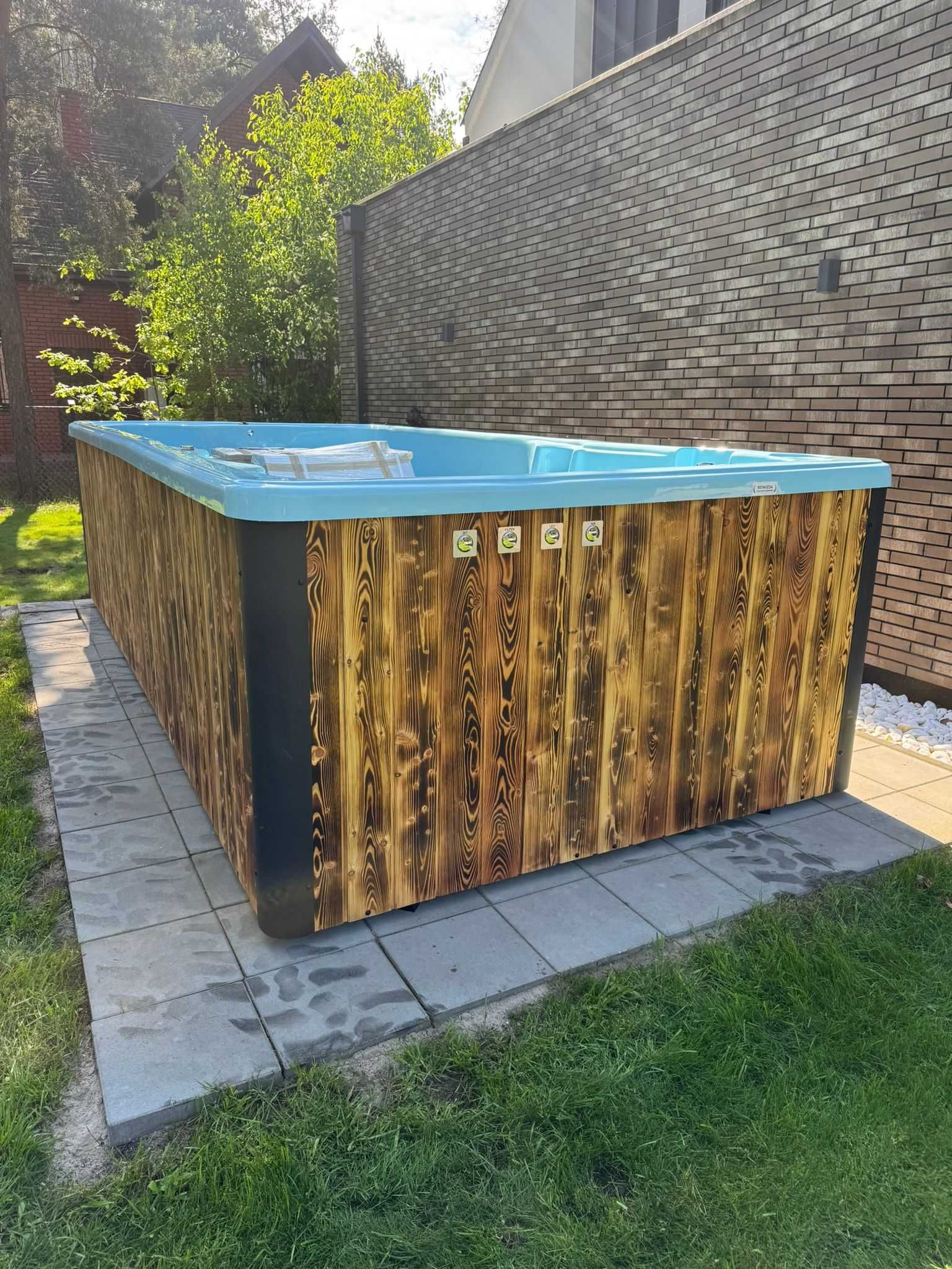 Basen ogrodowy KONGO z przeciwprądem wolnostojący hydromasaż