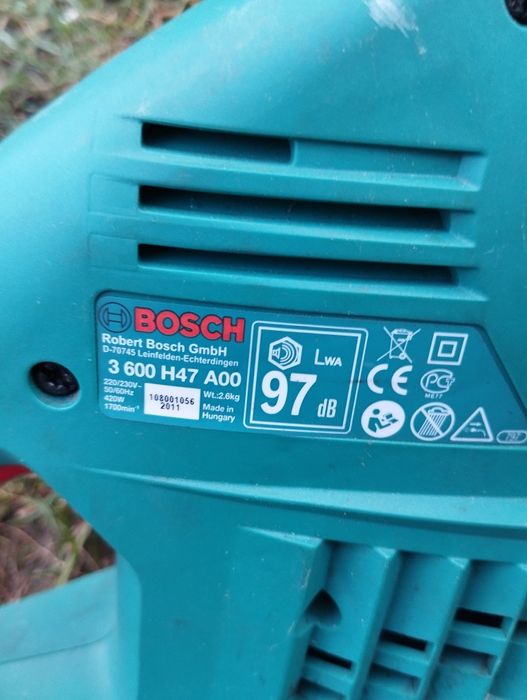 Nożyce do żywopłotu Bosch i Stihl