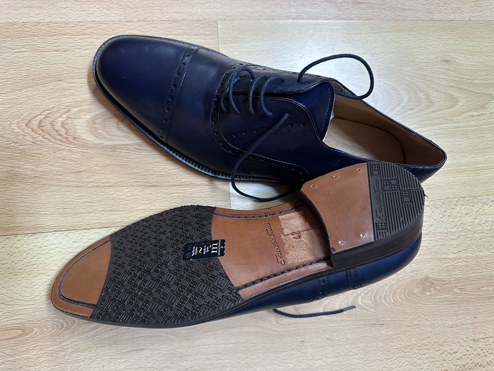 Sapatos Emidio Tucci, Nr 42