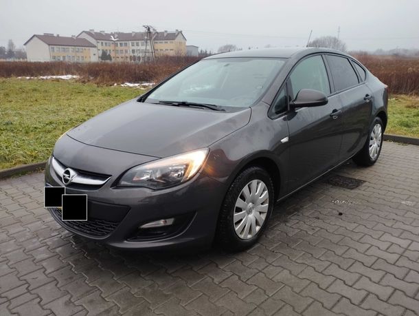Sprzedam Opel Astra J 2016r benzyna 1 wlasciciel salon Polska
