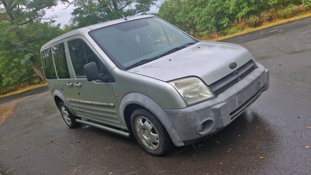 Ford conect 1.8 benzyna