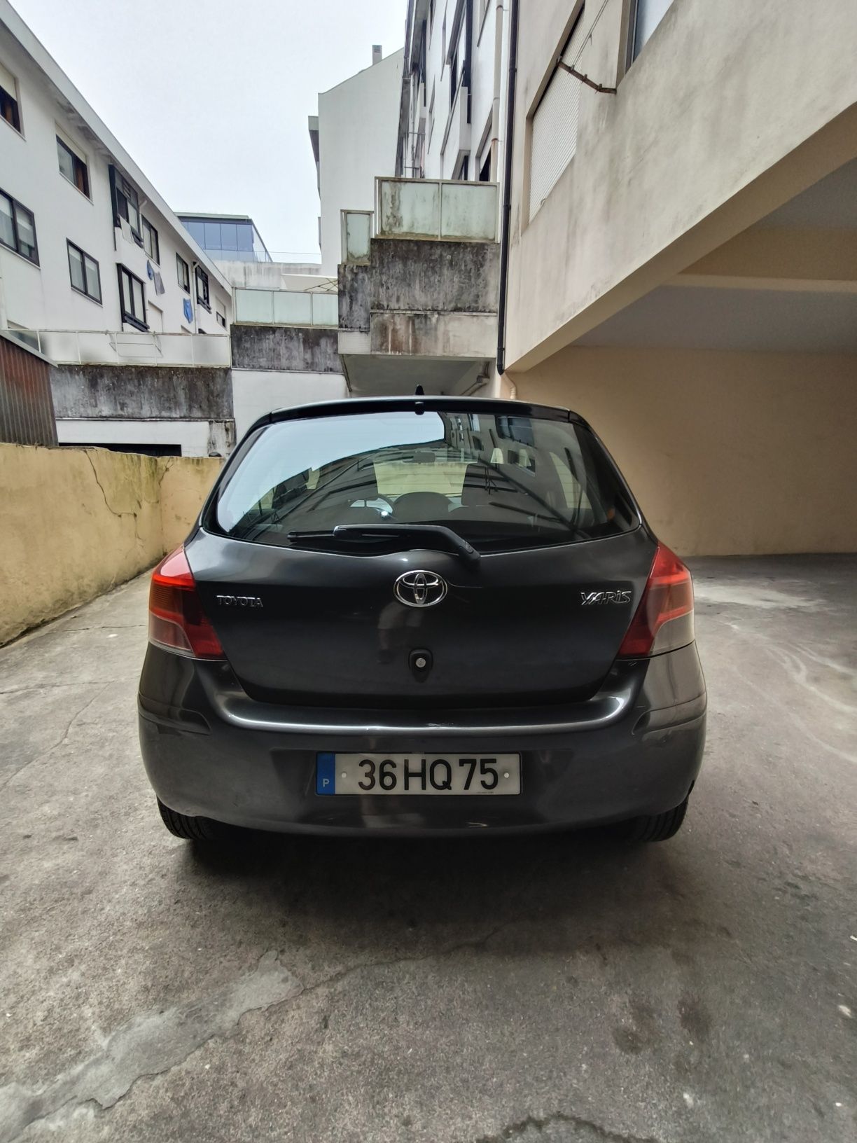 Toyota Yaris 1.0 VVT-i ano 2010