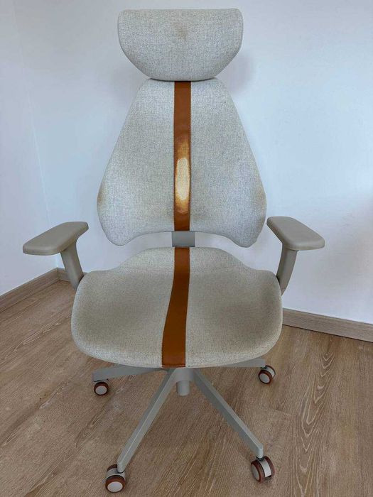 Cadeira GRUPPSPEL (Ikea)