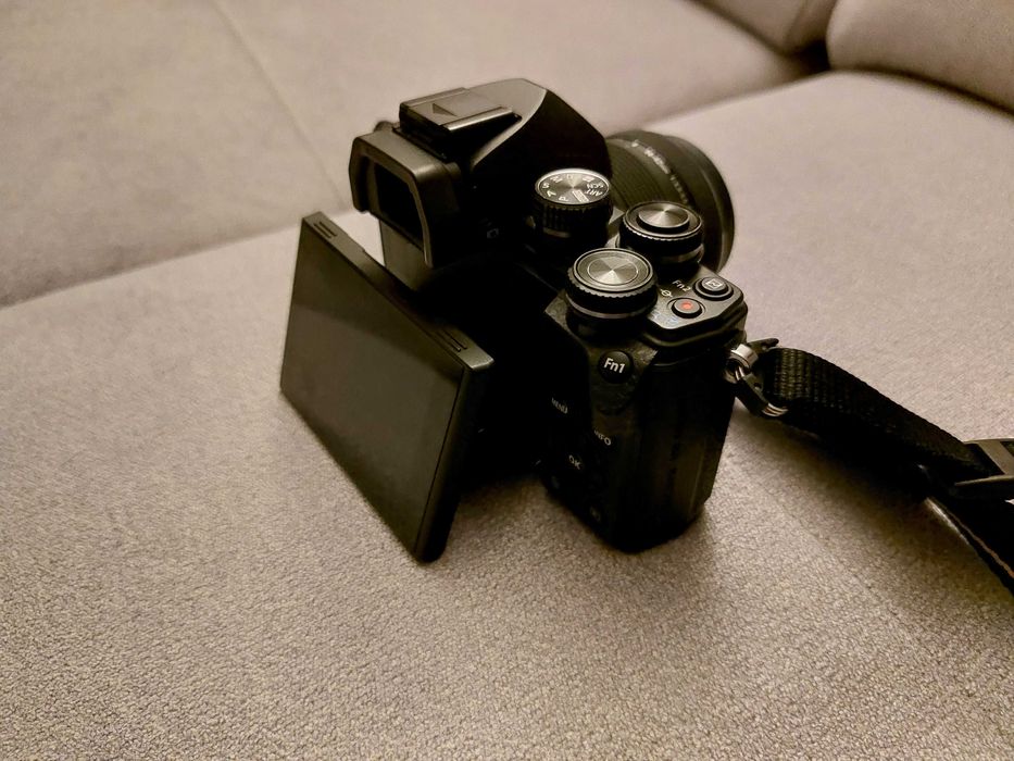 Aparat Olympus OM-D mark II