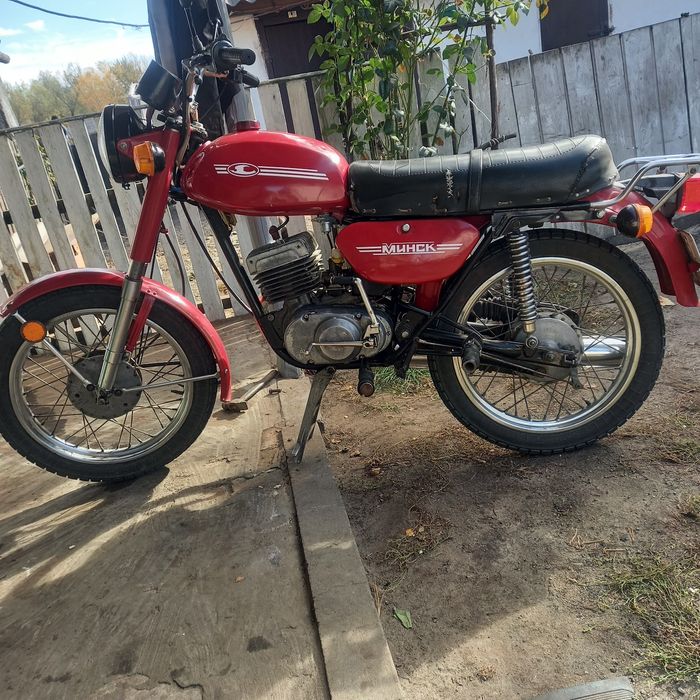 Продам добрий зручний минск