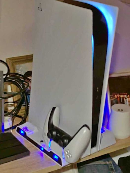 PlayStation 5 + Comando SONY + 10 JOGOS (Ano 2025)