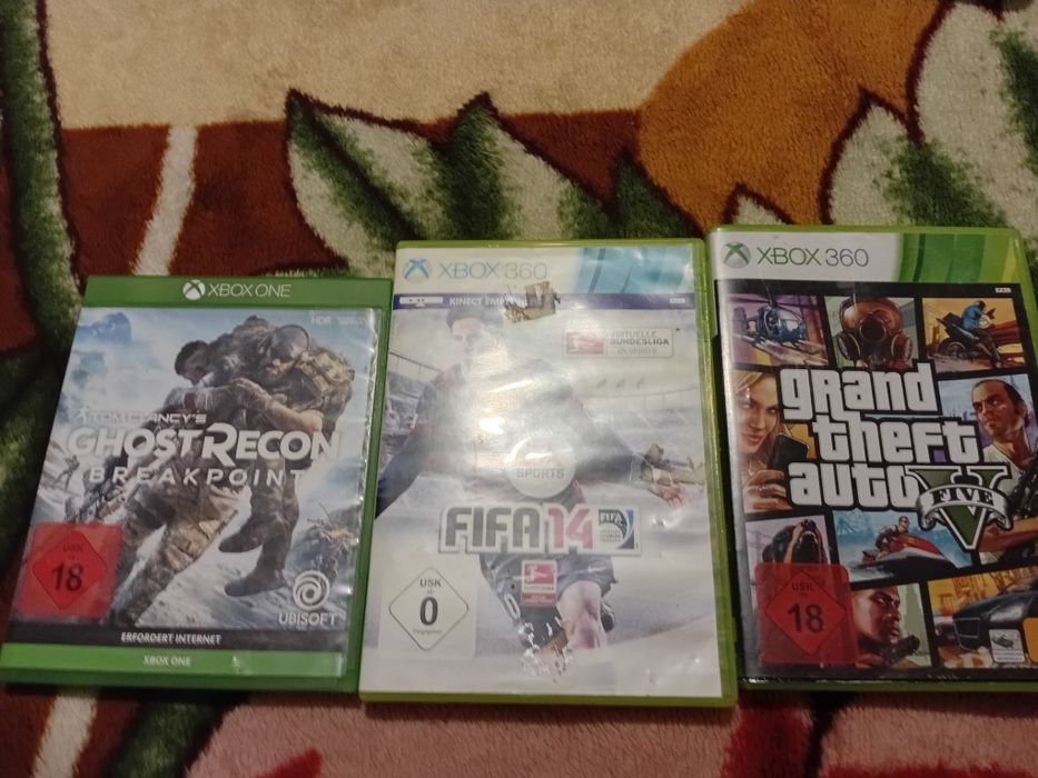 Продам приставку Xbox 360