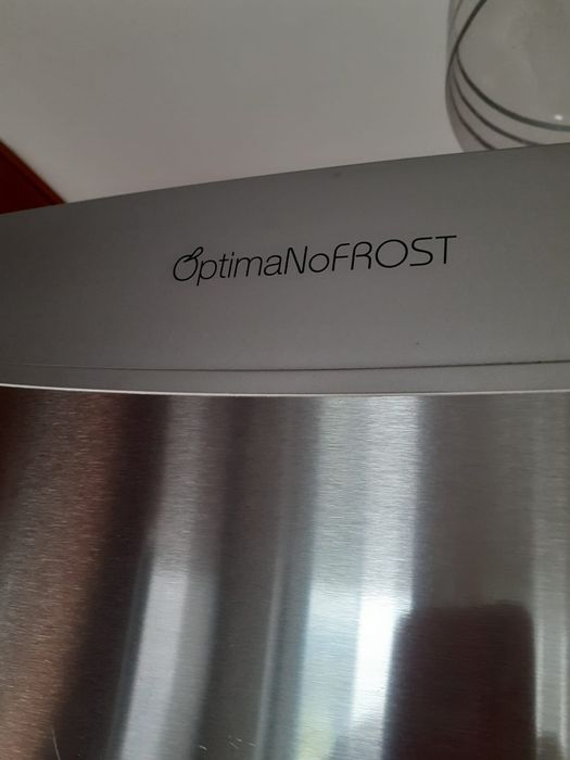 Frigorífico ÓptimaNoaFrost, praticamente novo, UMA ÓTIMA OPORTUNIDADE