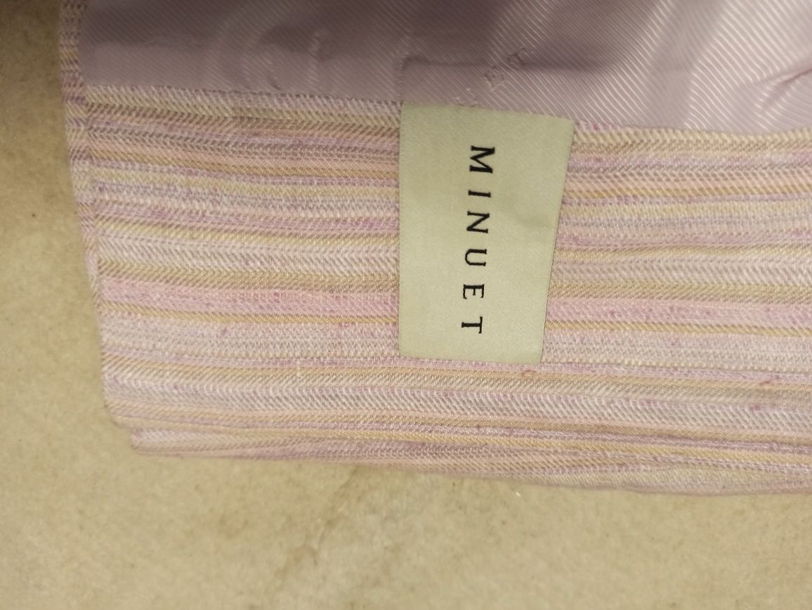 Damski kostium firmy Minuet różowe paski