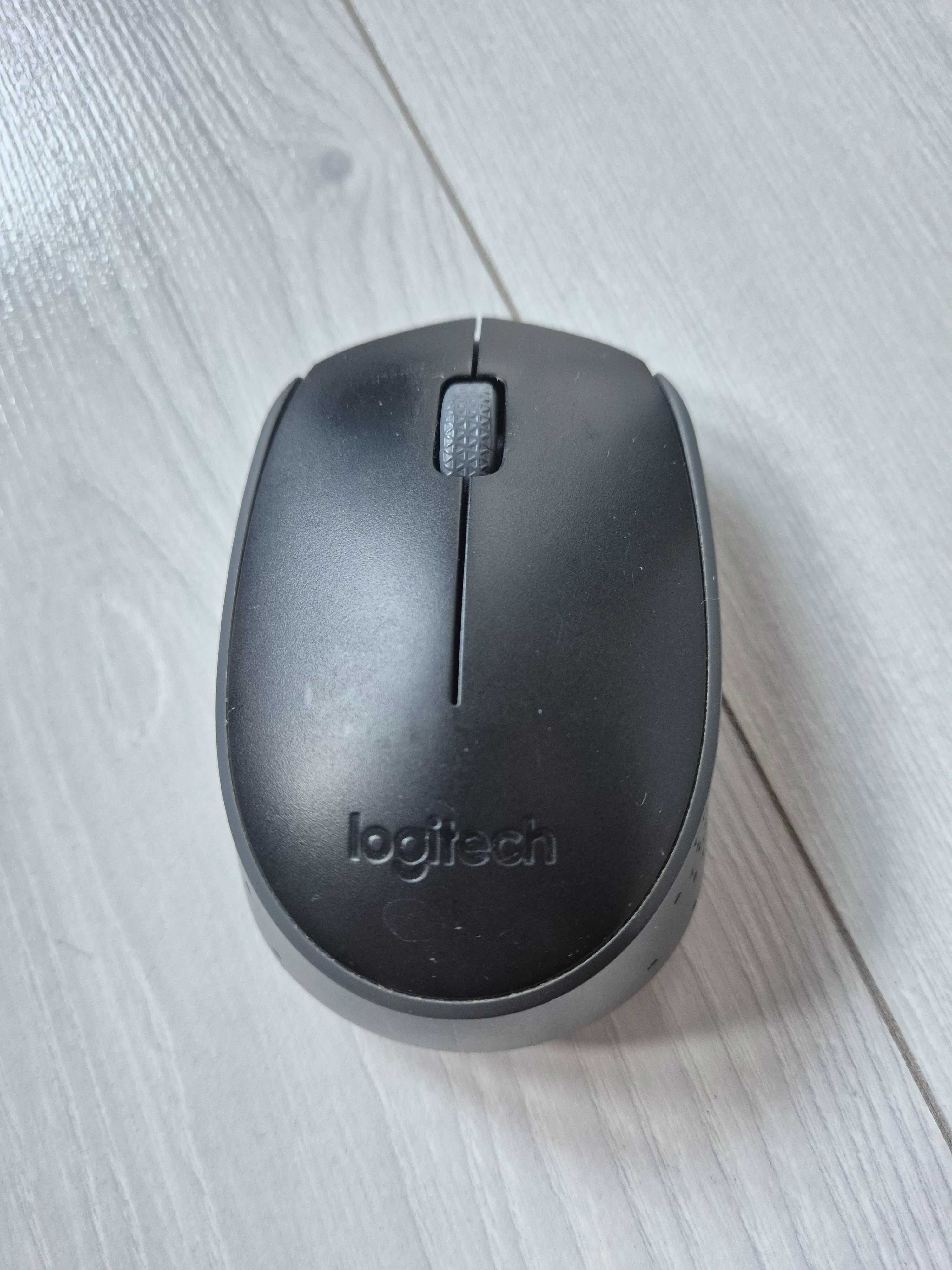 Myszka logitech M171 stan bardzo dobry