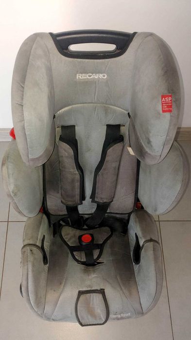 Fotelik samochodowy RECARO YOUNG SPORT 9-36 kg