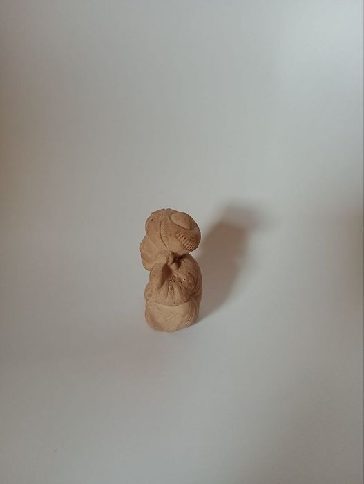 Нецкэ "Старик с бандурой" Глина.СССР.4,5 см.