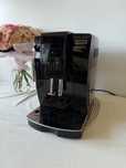 Кавомашина/кофеварка Delonghi DINAMICA