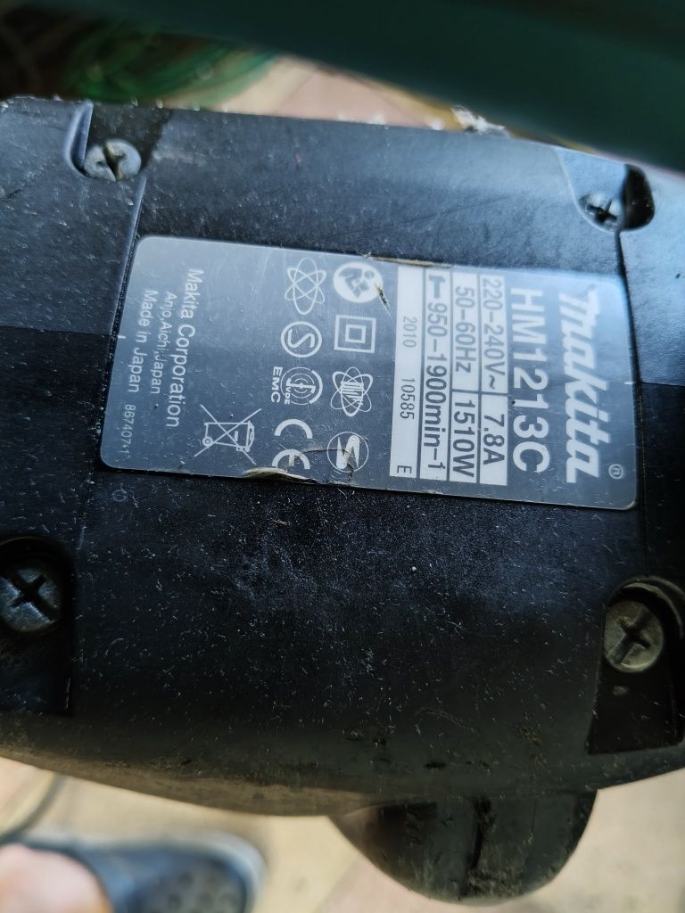 Makita hm1213C młot udarowy wyburzeniowy japoński oryginał