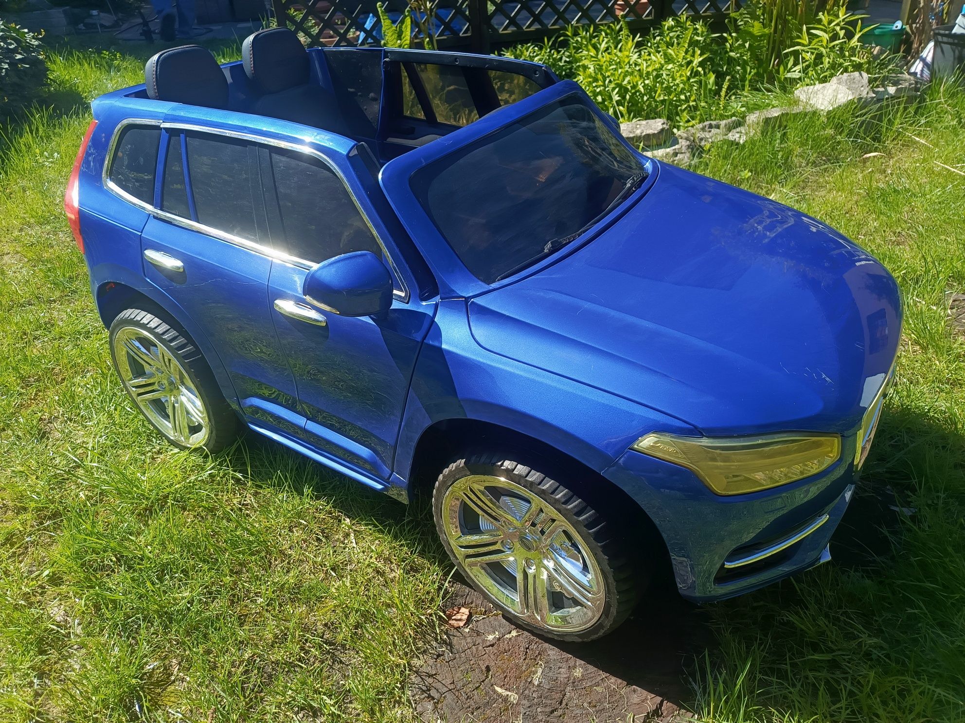 Samochod elektryczny sterowany dla dziecka Volvo XC90 BT, pilot